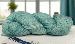 water green - ніжно-мятний переливний